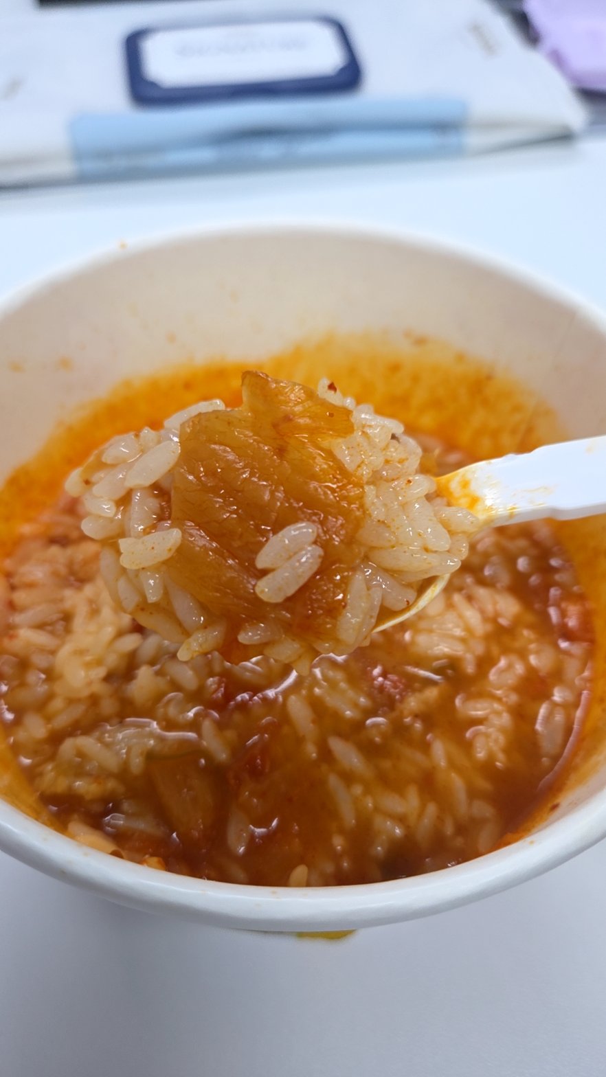 오뚜기 컵밥 숙성 돼지고기 김치찌개밥 후기, 회사 점심 도시락으로 계속 재구매 중~